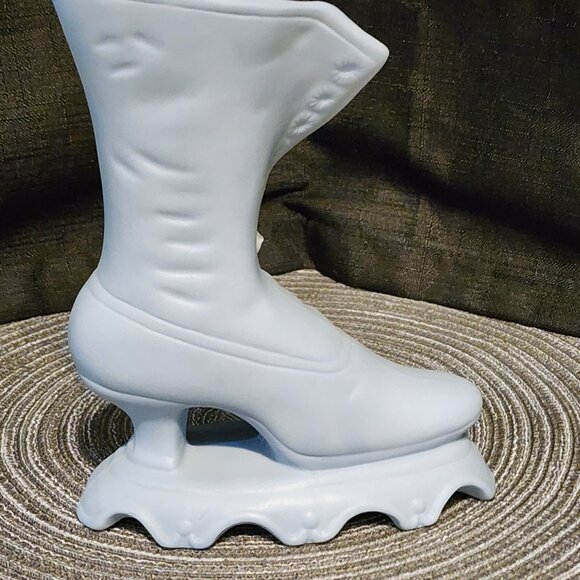 Ladies Concepts Int Light Blue Porcelain Capodimonte Boot Shoe Vase 7in Tall - Picture 3 of 7